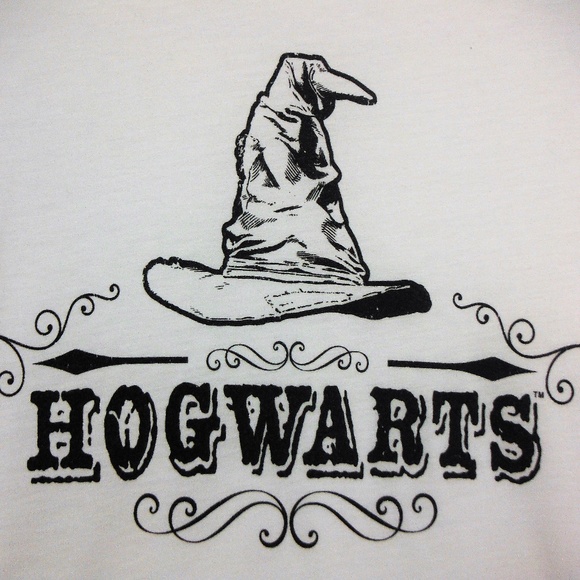 Harry Potter Hogwarts Womans Graphic T-Shirt - M - Picture 2 of 5